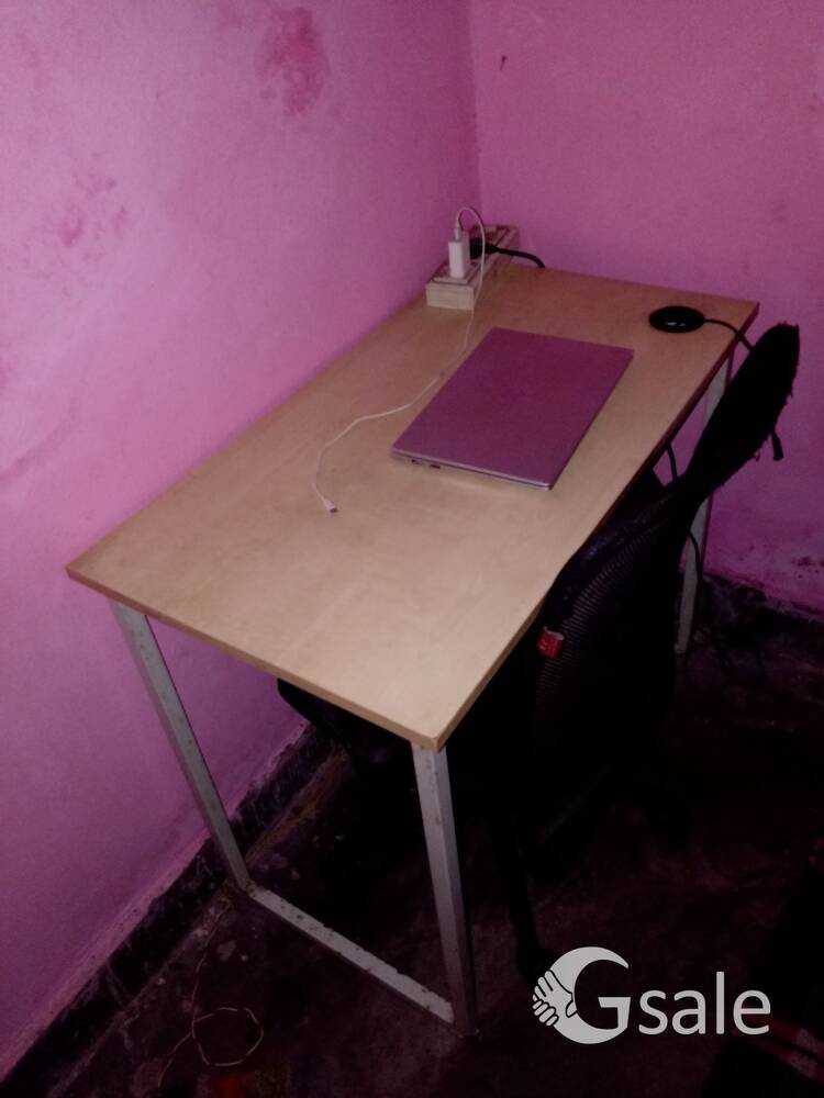 office table with chair 