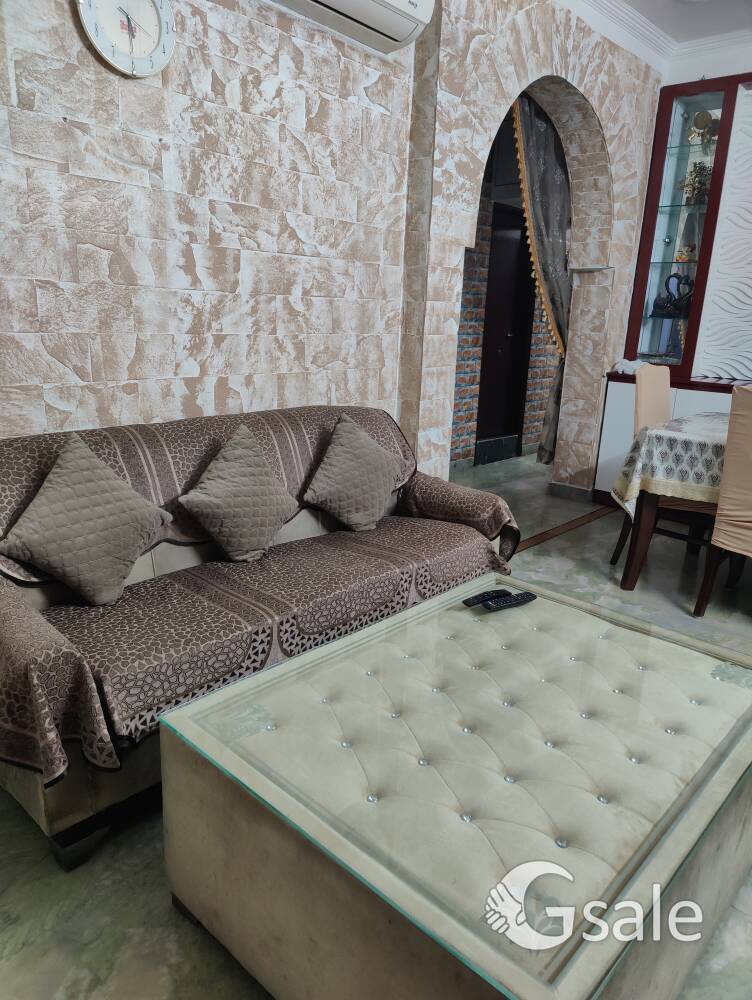 3+2 sofa set with center table 