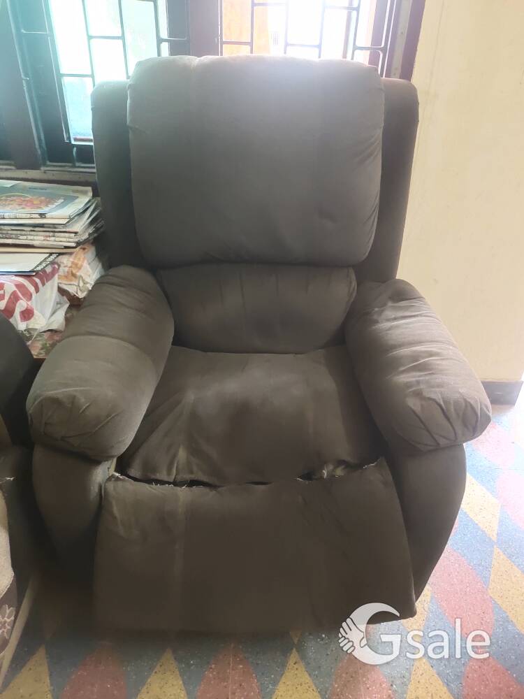single seater recliner sofa