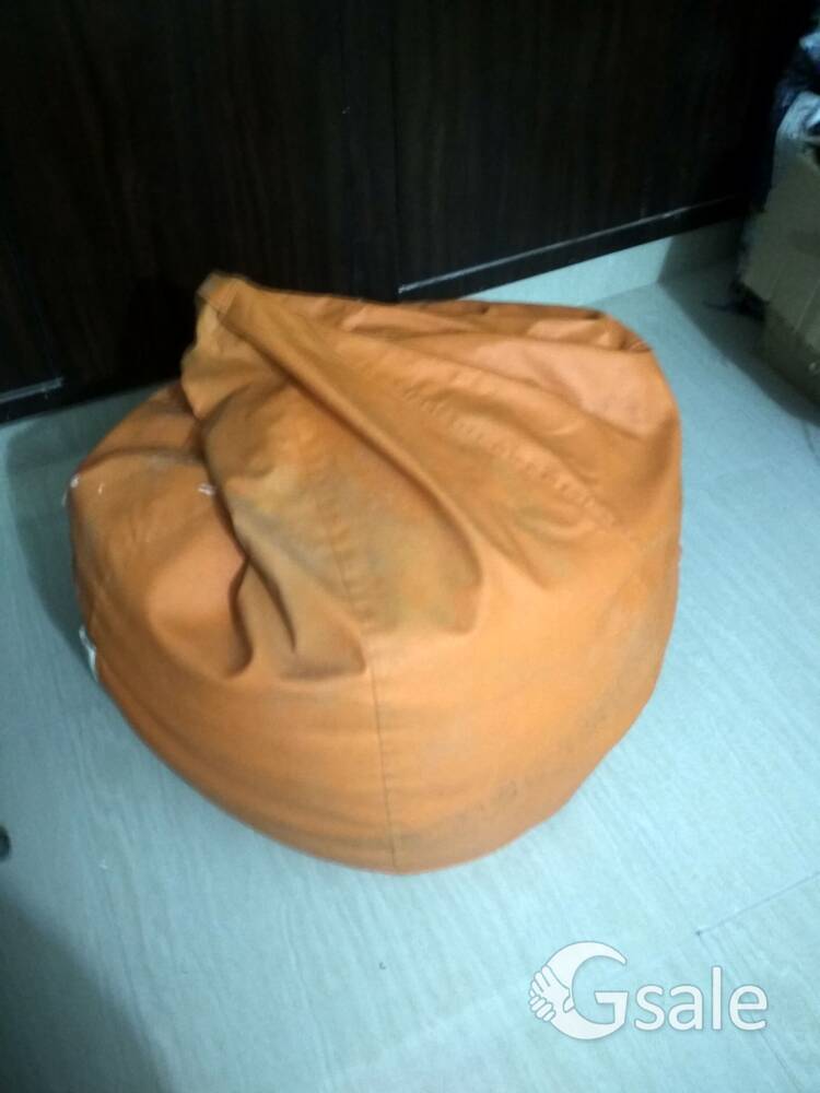 Orange bean bag M size 