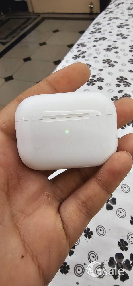 Apple airpods pro 