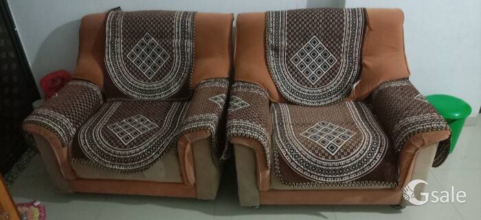 Dunlop sofa