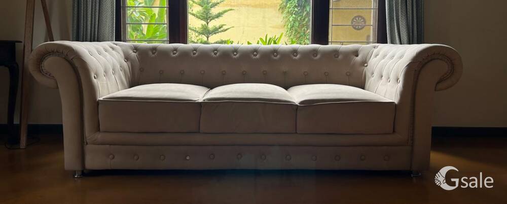 3 seater chesterfield in good condition  for sale
