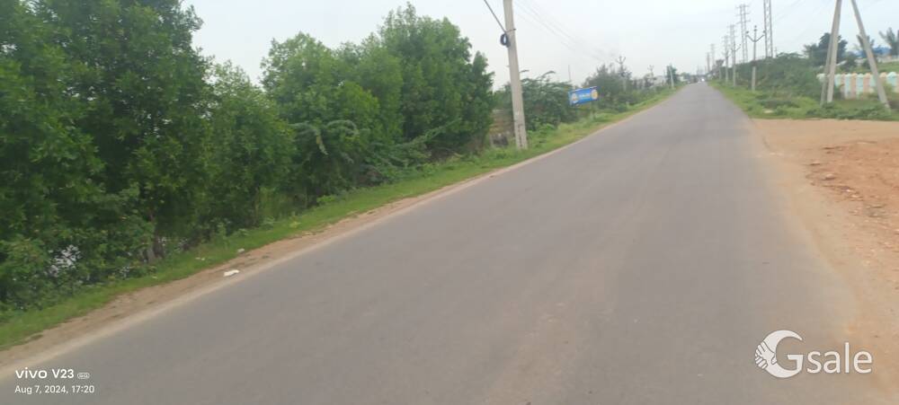 PLOT FOR SALE 