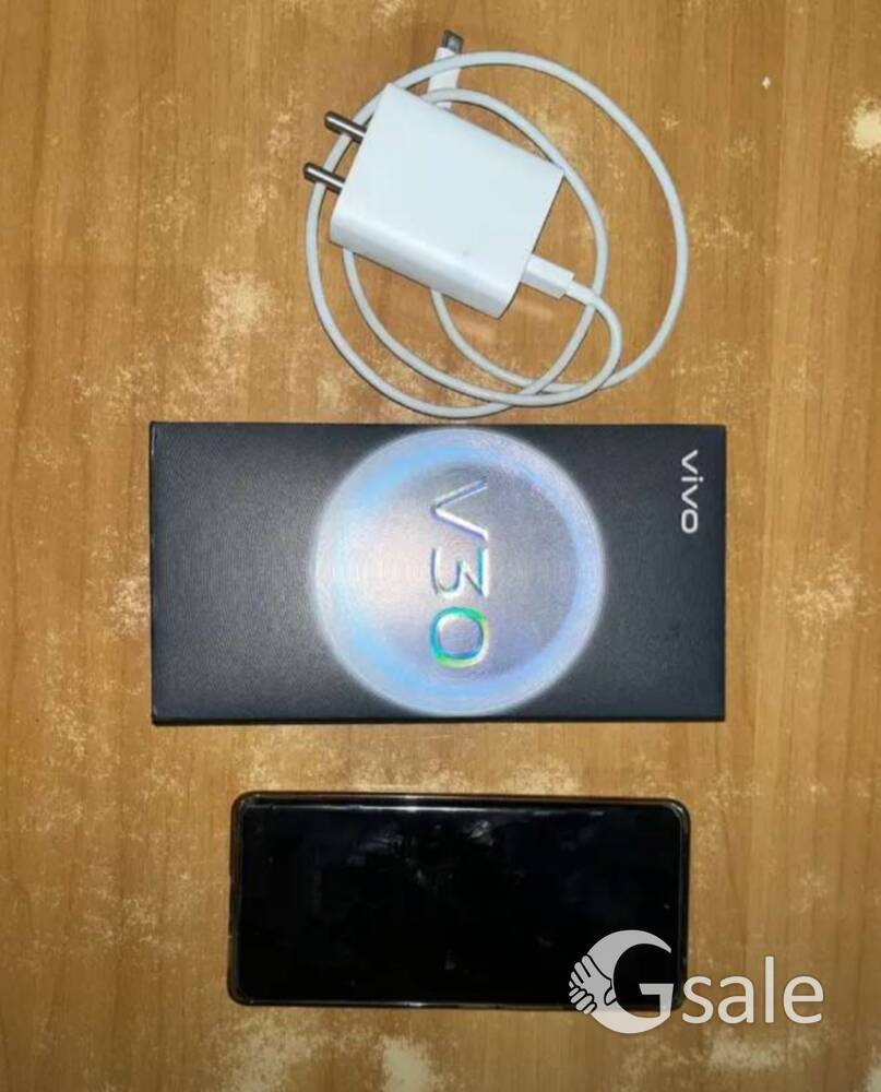 Vivo V30 8+8gbram 256 gm 