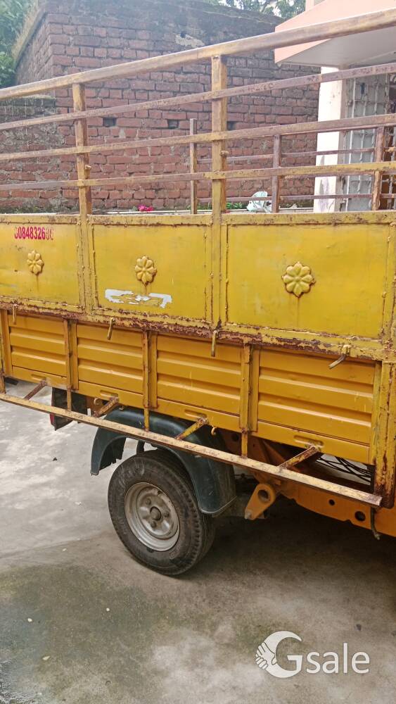 Bajaj thrée wheeler 