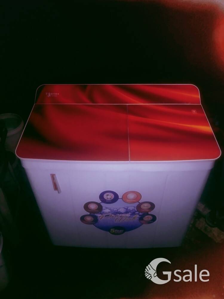 5month use and 8Kg 4year 6month valid warranty all New condition 