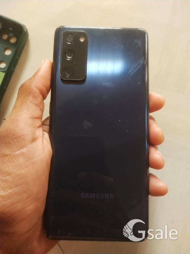 SAMSUNG S20 FE 5G. 
