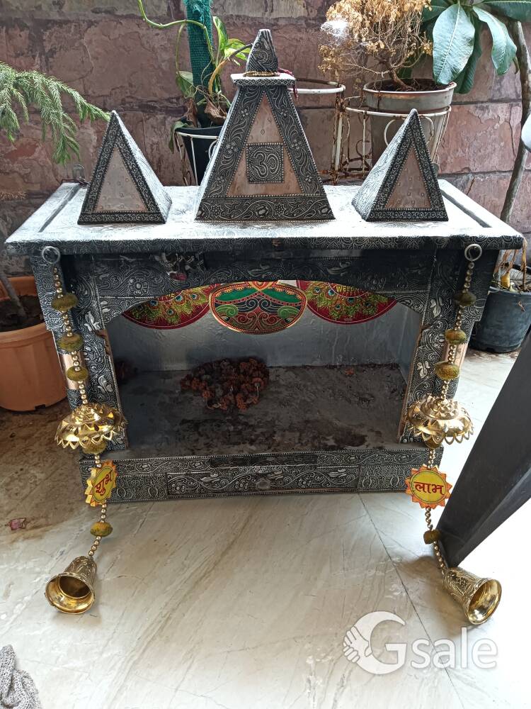i sell the big mandir of my home and it's cost price is 3000Rs 