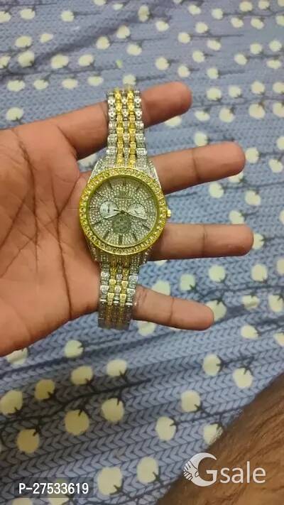 Dimond analog watch (trending watch)