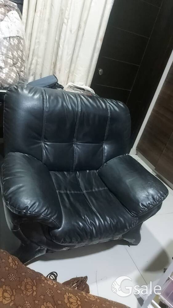 Black leather sofa 