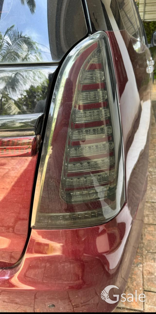 innova RHS tail lamp