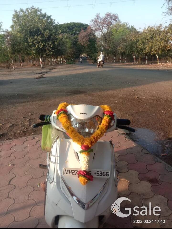 A Scooter of Hero and Duet