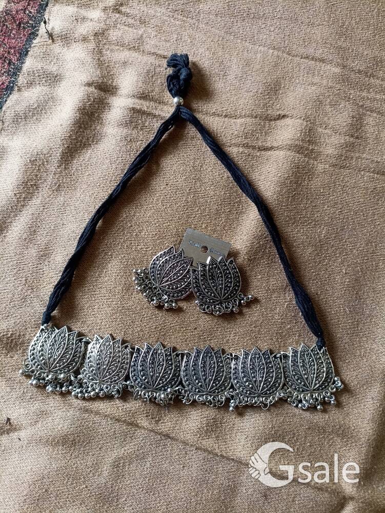 Lotus Necklace 
