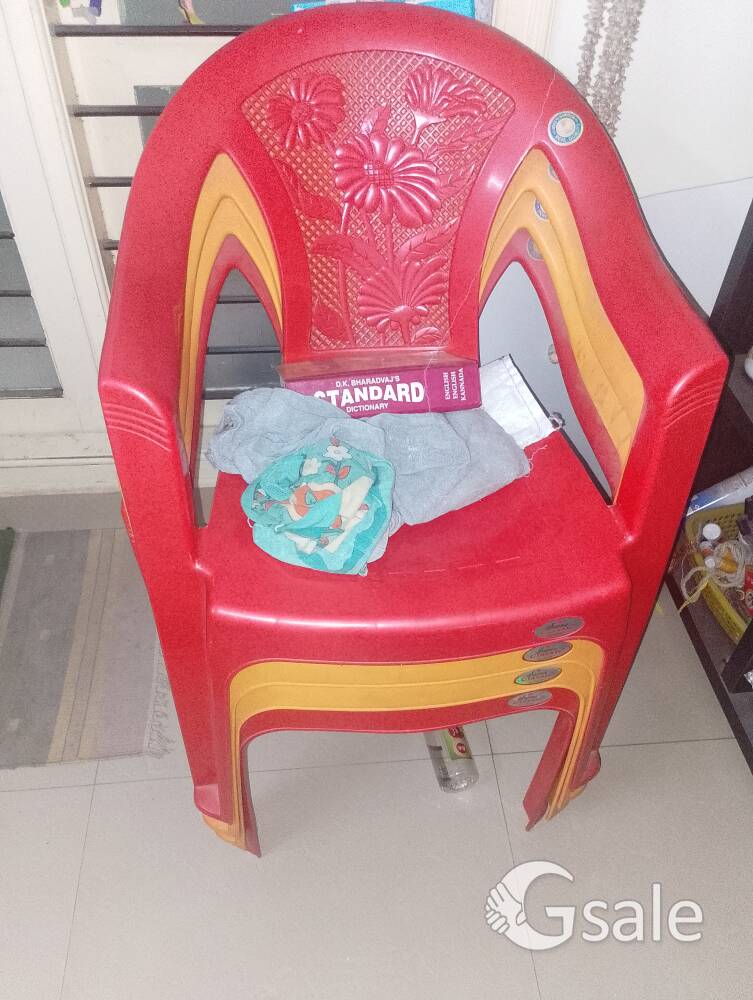 plastic chair 4 nos ₹ 2200 plus laptop table plastic 