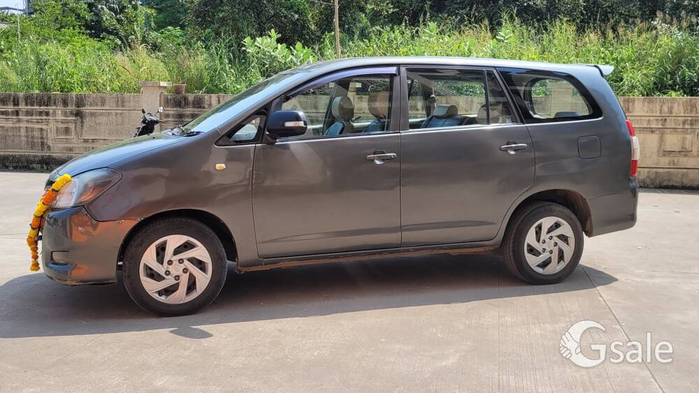 Toyota Innova 