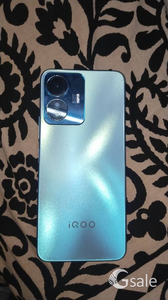 IQOO z6 lite 