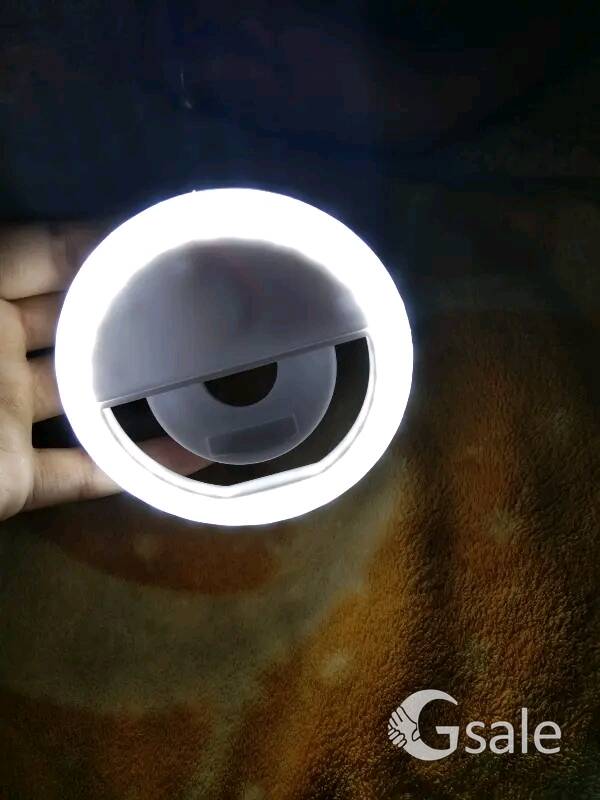 Mobile ring light 