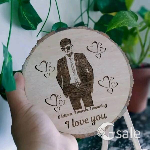 Personalized Engraved Natural Wooden Slice Photo Frame (cod available all over india)