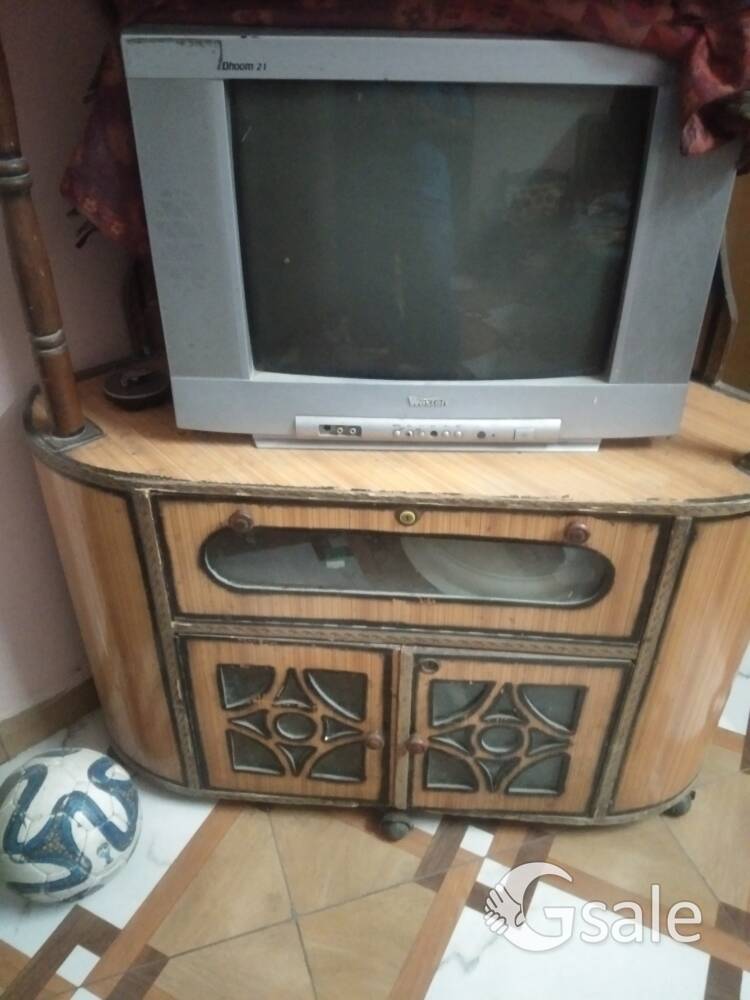 tv and troli