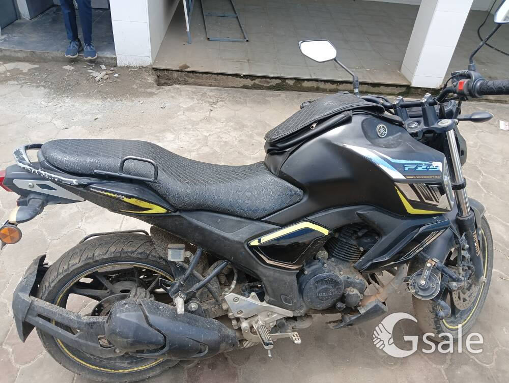 Yamaha fzsv3