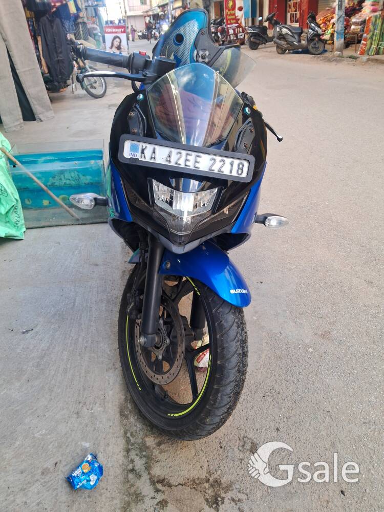 suzuki gixxer sf  2022 modal all documents is running single owner only km16850 