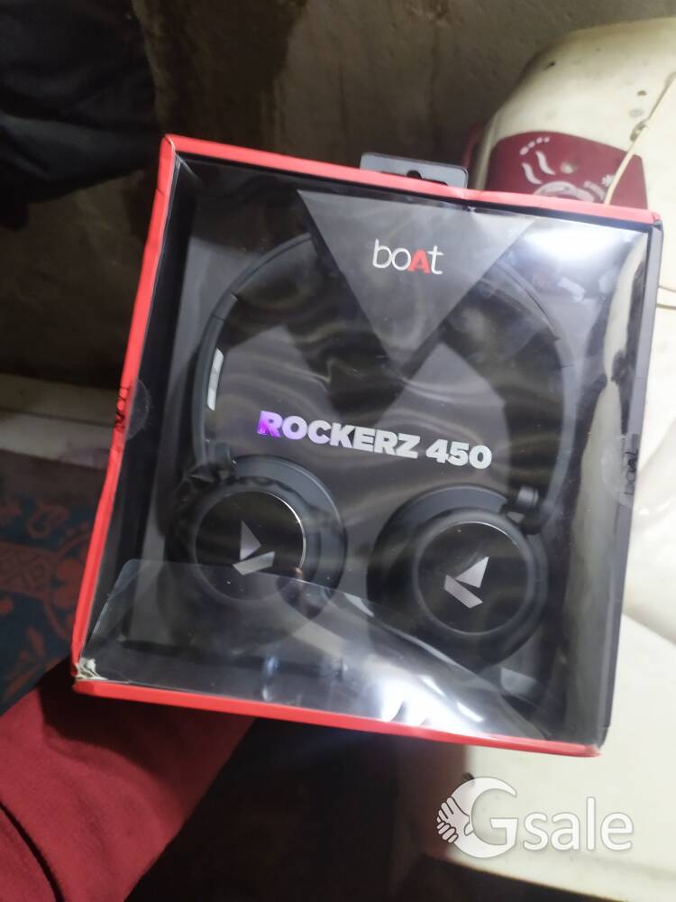 headphones 