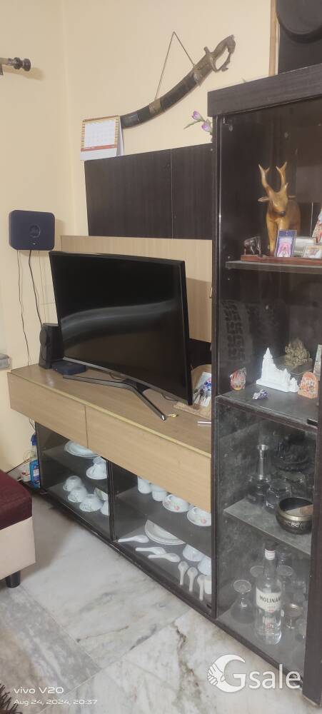 TV CABINET 