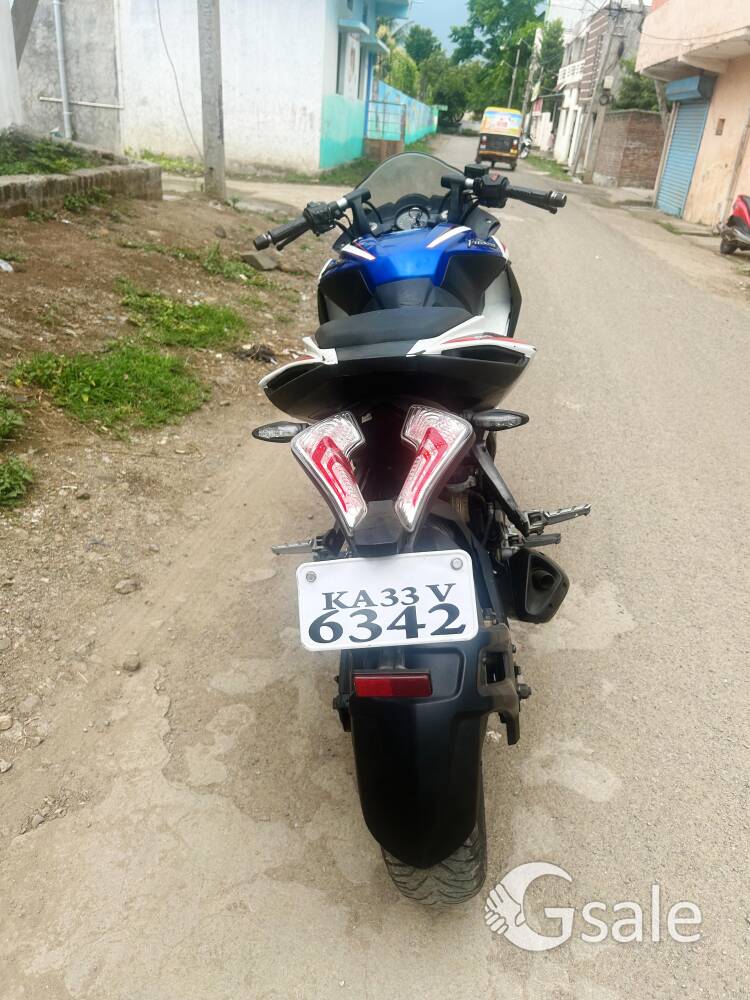 pulsar rs 200