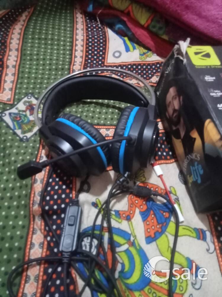 premium gaming headphones Zeb jet pro
