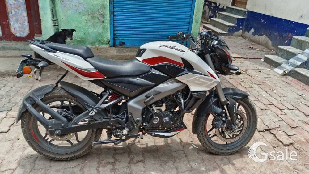pulsar ns160 