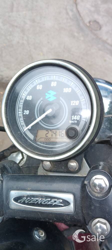 Bajaj avenger 