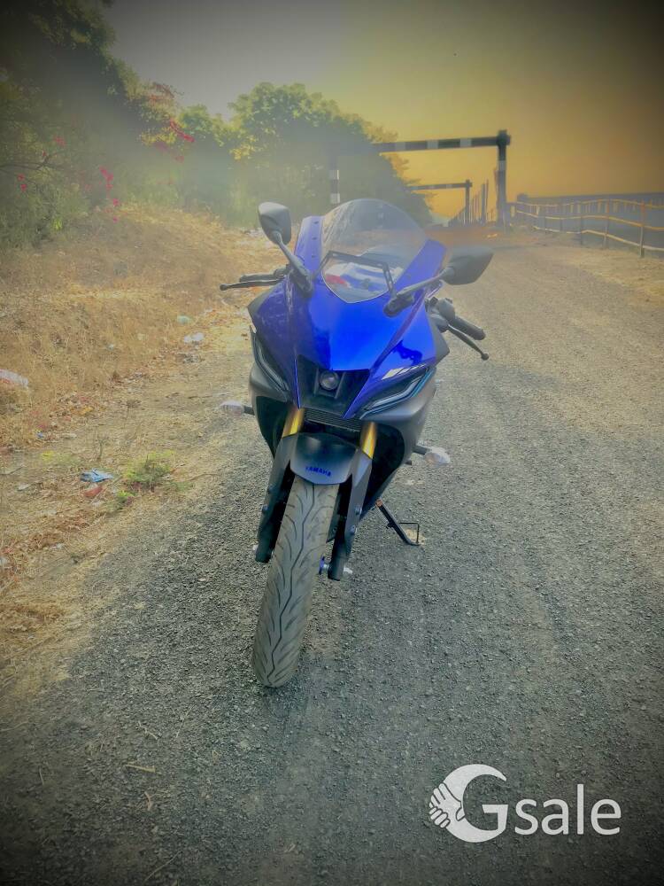 Yamaha R15 v4 