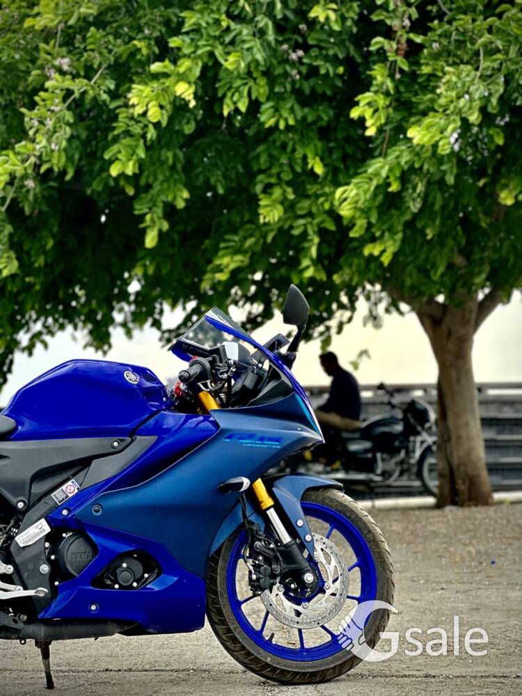 Yamaha R15 v4 