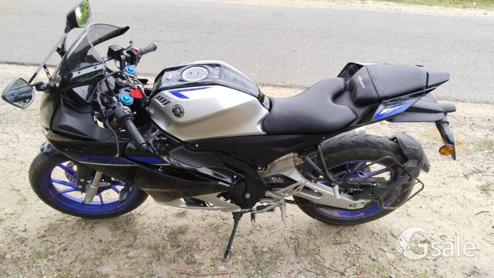 Yamaha R15 M 