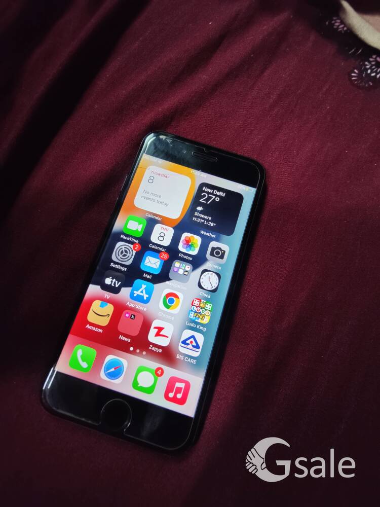 iPhone 7 128gb new brand not much use 