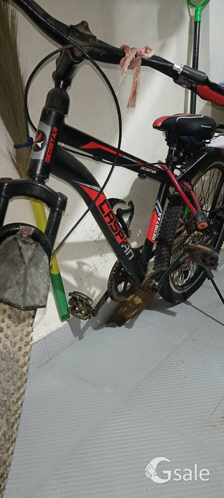 geostar Caspian bycycle of red nd black colour 