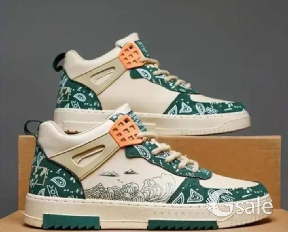 stylish trending Nike shoes 