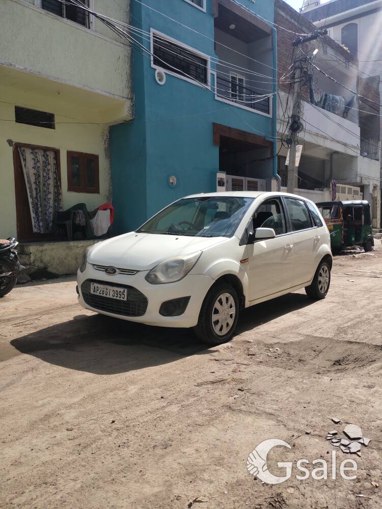 figo 2013 model excellent condition 