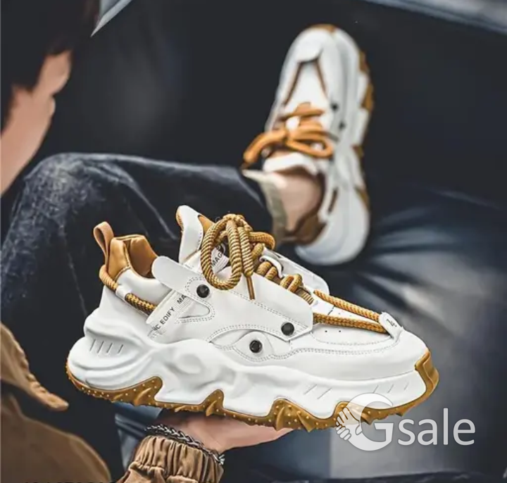 Trendy retro magic shoes off white casual shoes for men new retro shoes for men white sneakers magic