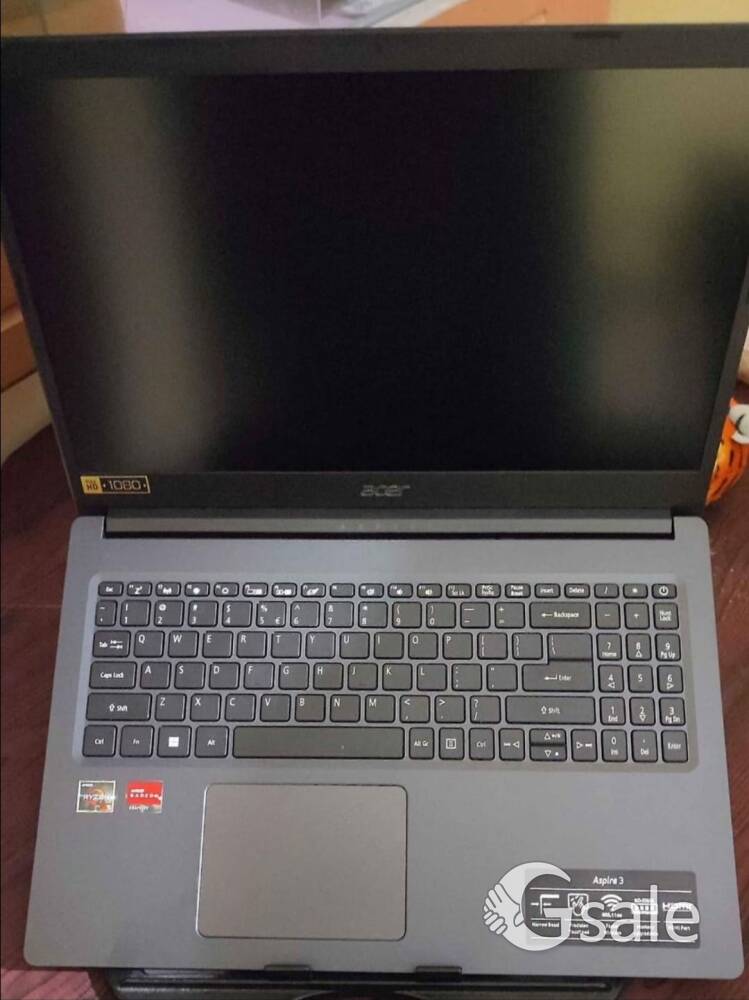 Acer aspire 315 AMD Ryzan5 with Dell keyboard and mouse