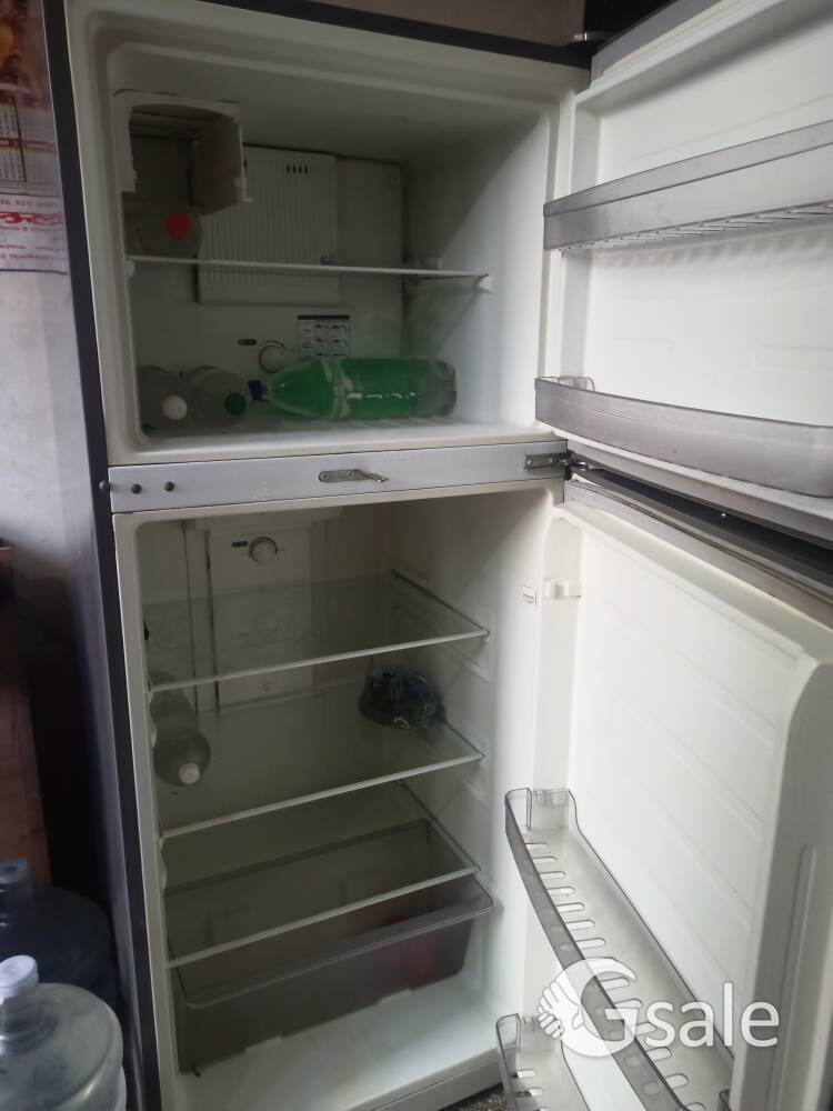 LLOYD Model no-LFR410SS/2015