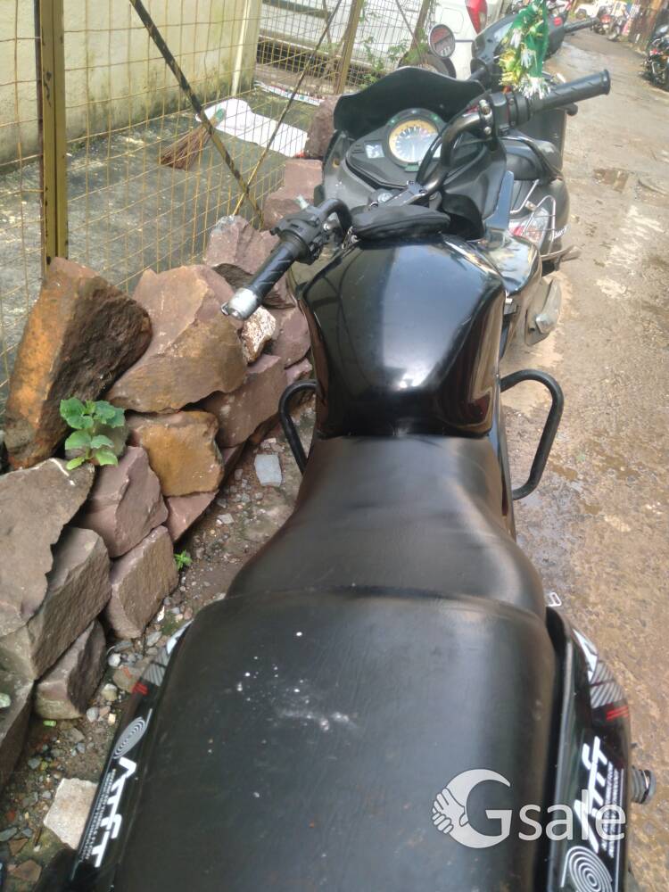 new condition bike hai new leli hai isliye bechna hai