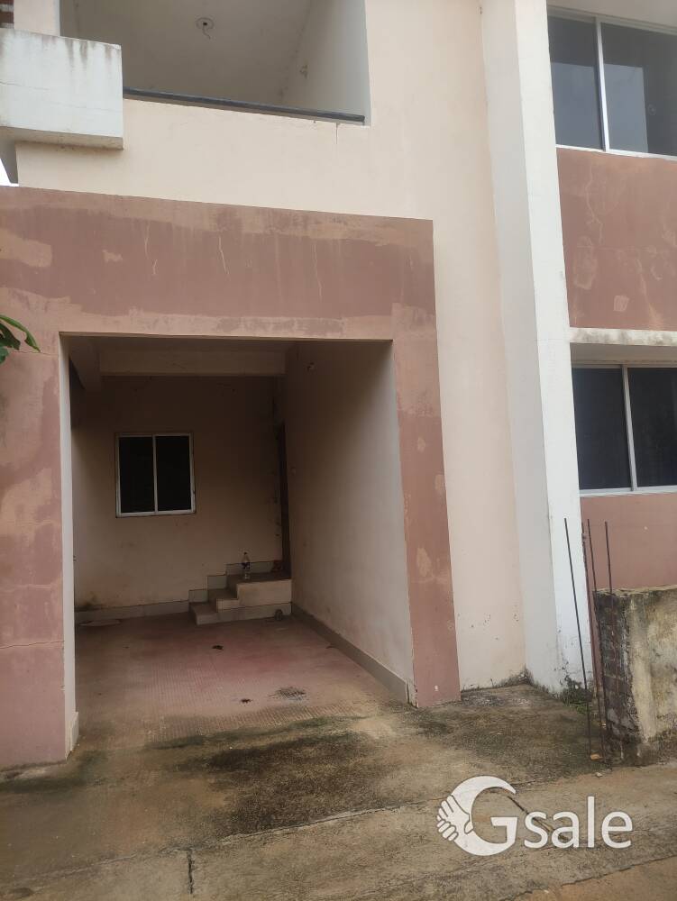 duplex for sale near kec college 