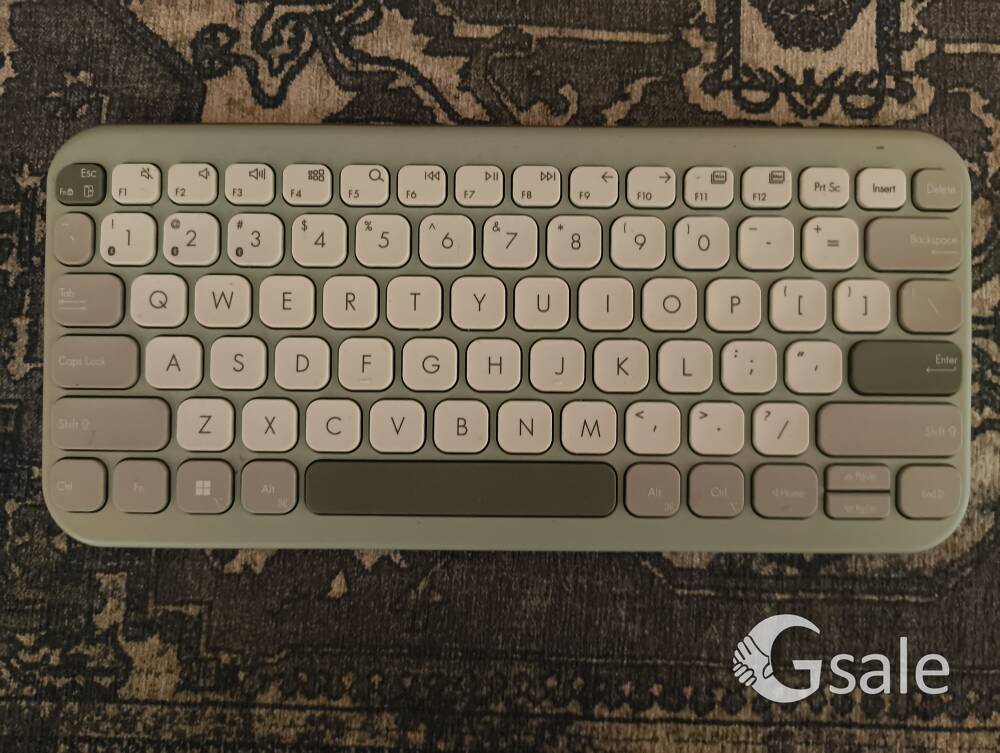 Asus Marshmallow KW100 Bluetooth keyboard 