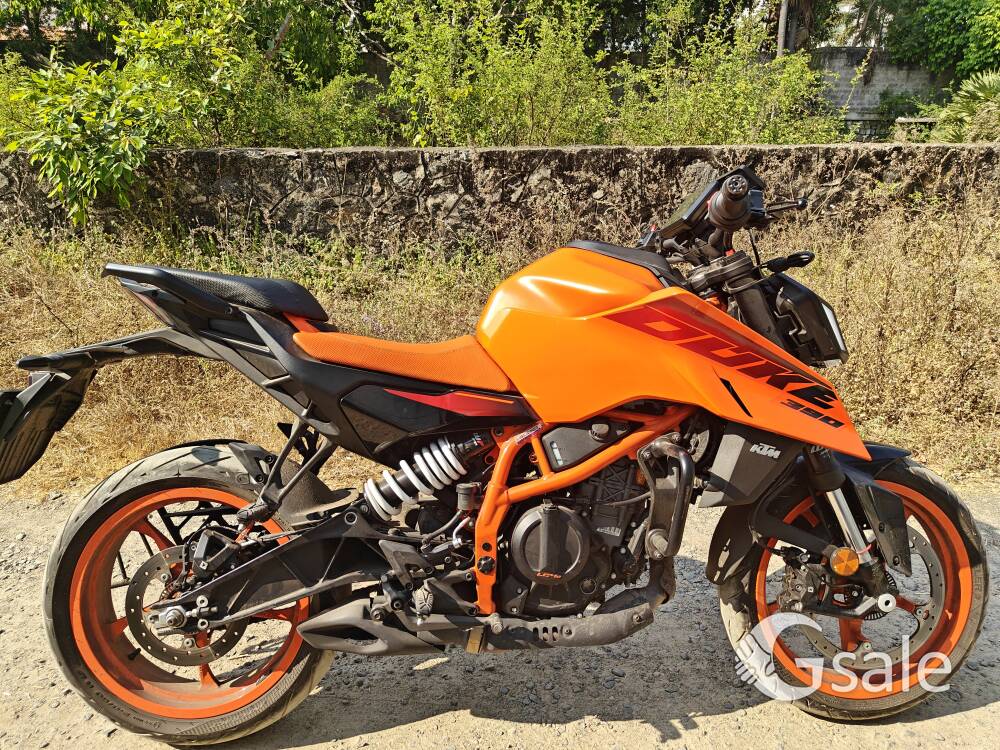 KTM Duke 390 