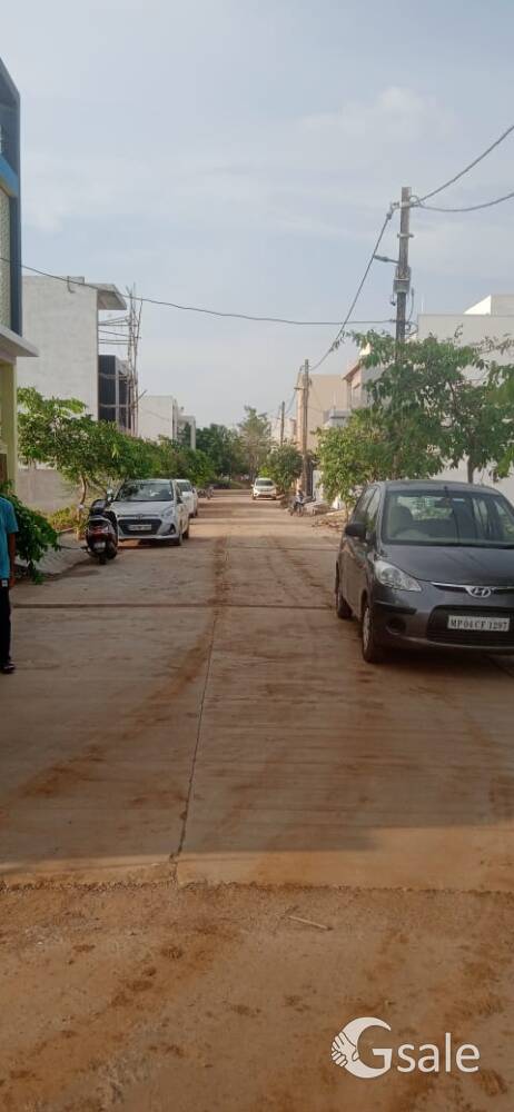 to sell plot under paush colony 