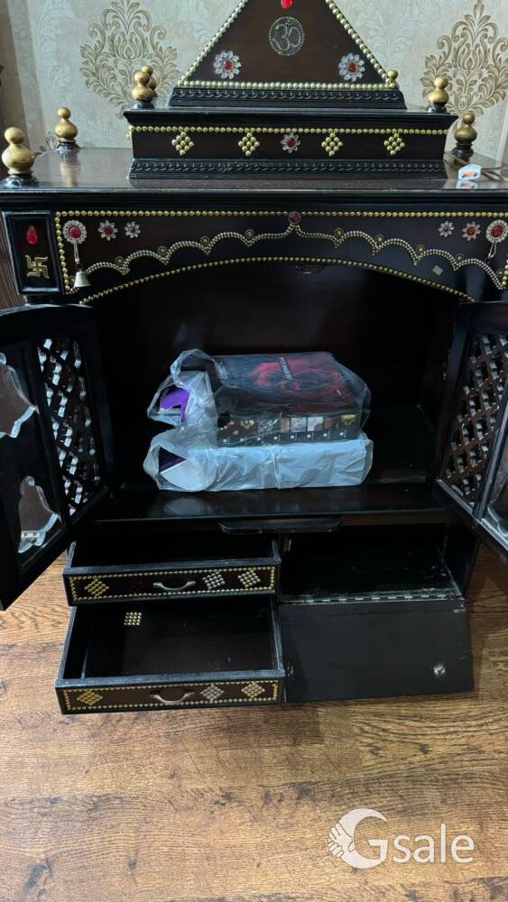 Old mandir with led in good condition for sale