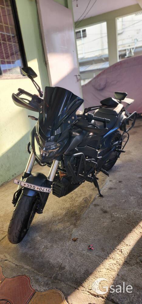 bajaj dominar 400 ug