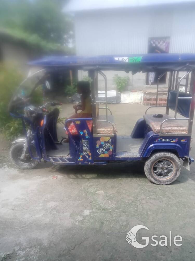 BY BY e rickshaw
